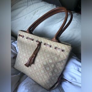 Dooney & Bourke shoulder bag